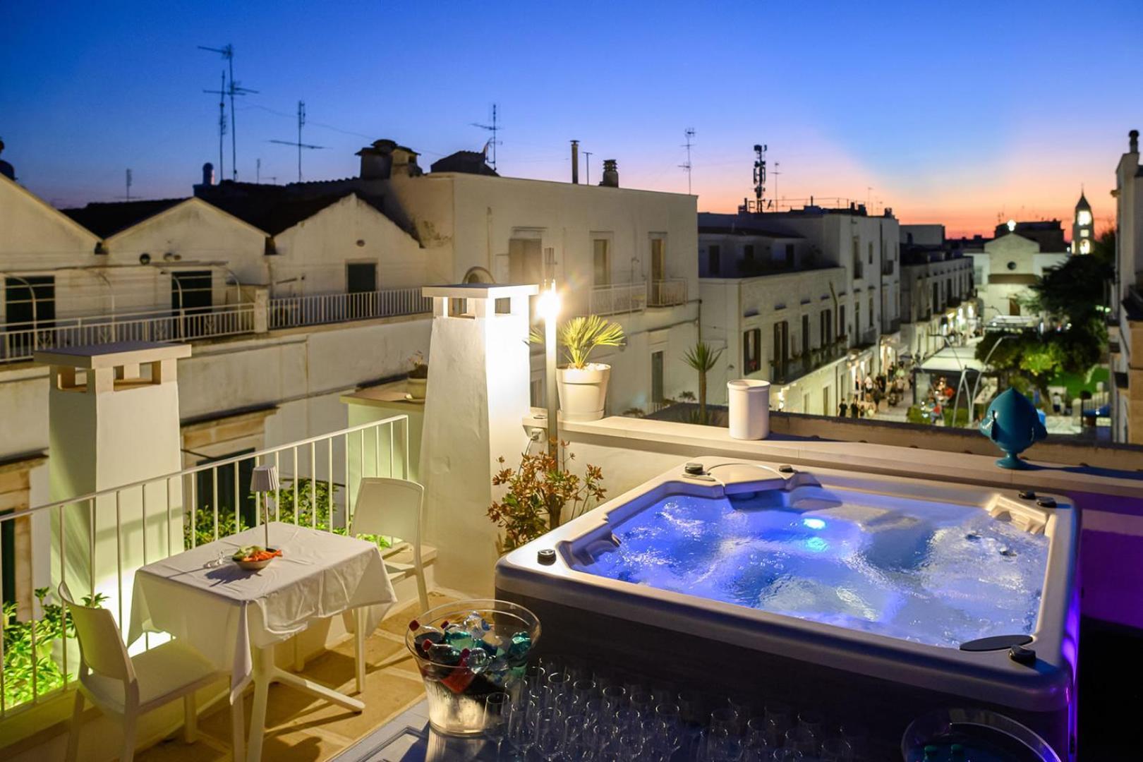 Murr Luxury Rooms Noci Exterior photo